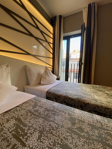 Bedroom 3, Fortyfive Squared, Rome
