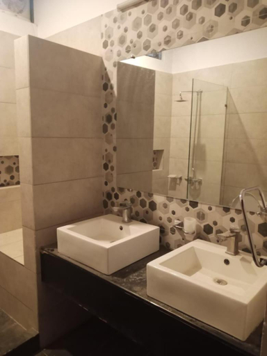 Bathroom 4, Heritage Inn 2 Guest House Islamabad, Islamabad