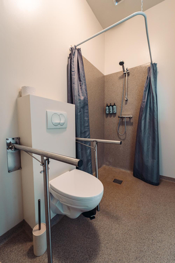 Bathroom 4, Geo Hotel Grindavik, Grindavík