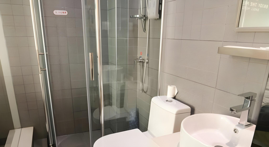 Bathroom 3, Shell Zhangjiakou City Qiaodong District Yingzuo Hotel, Zhangjiakou