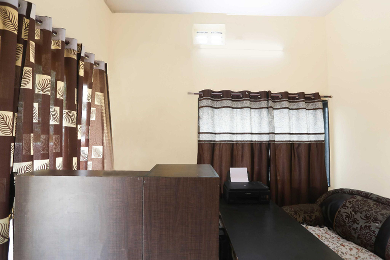 Facilities 5, Hotel O Celebrity, Chandrapur