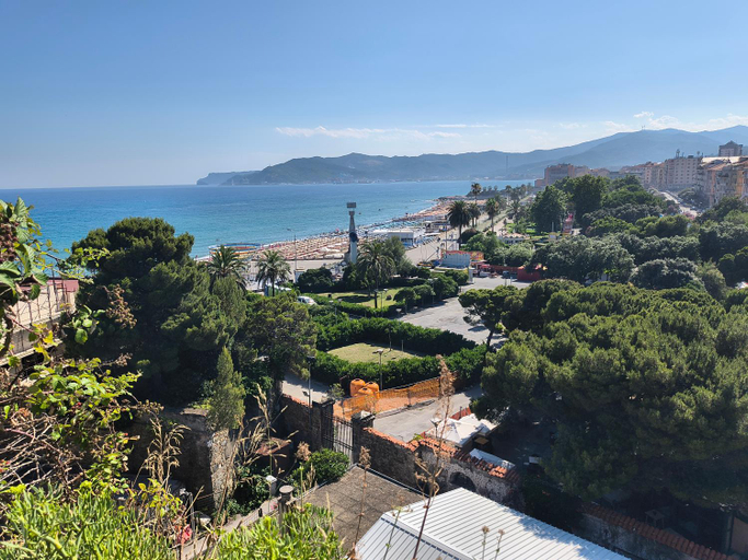 Others 4, Il giardino in citta Savona, Savona