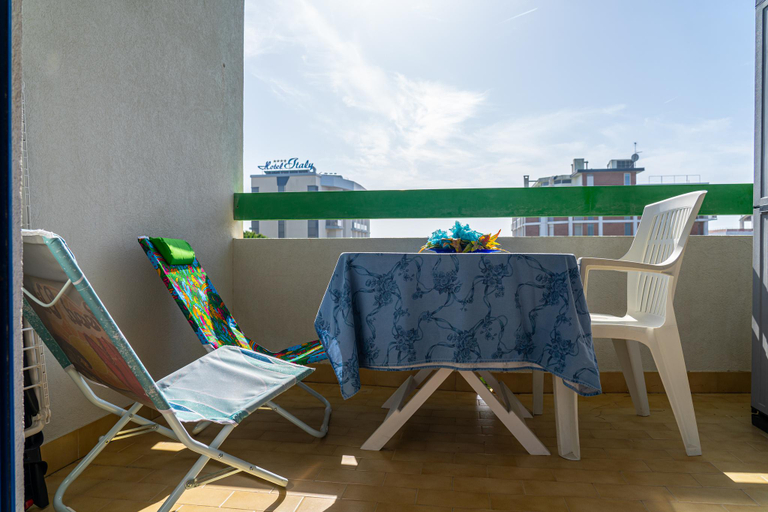 Balcony/terrace 3, Great apartment with sunny terrace in Bibione, Venezia