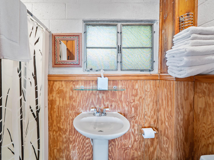 4, Alpine Inn, McDowell