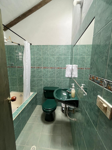 Bathroom 2, Cabana Lewana Campestre, Villa de Leyva