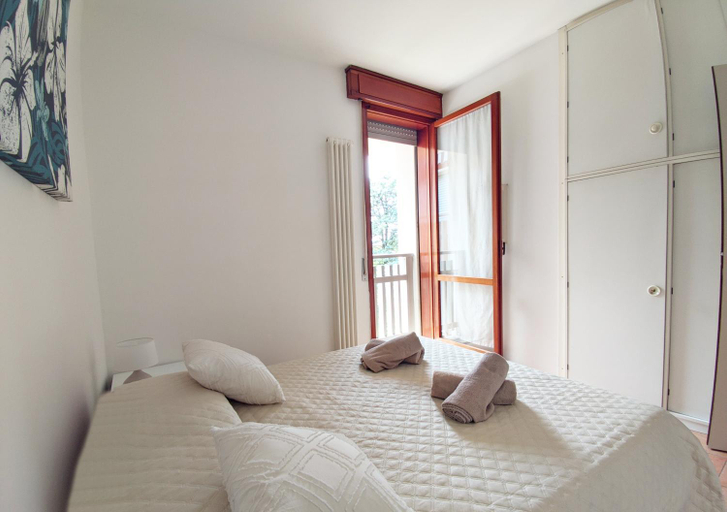 Bedroom 3, Last Minute Booking, Verona