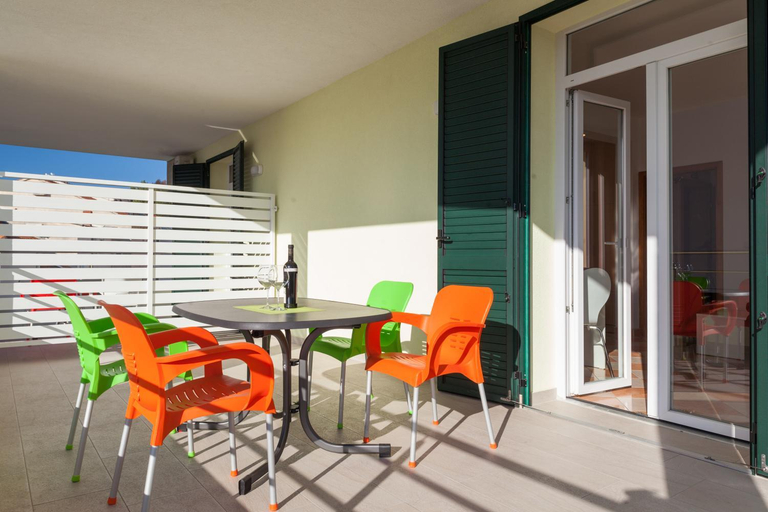Others 5, Villa Podgorka, Podgora