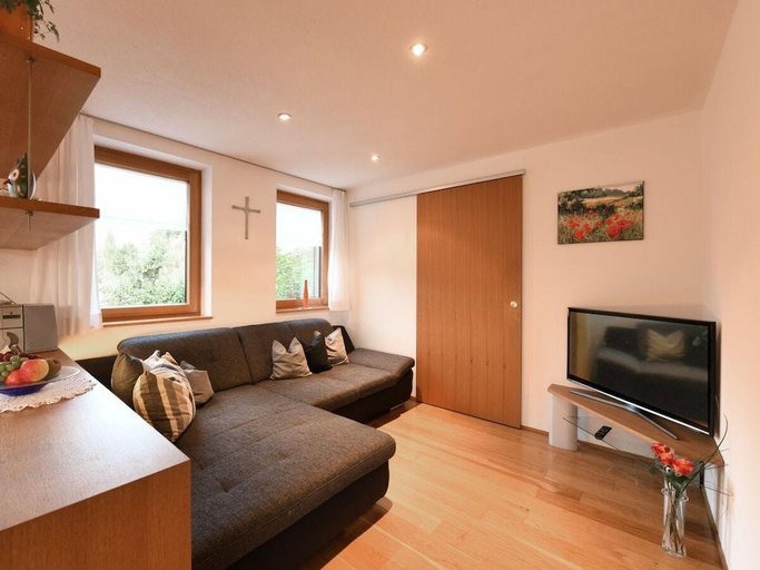 Others 5, hAUsblick Comfortable holiday residence, Bregenz