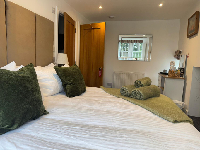 Others 5, Altonhill Cottage - room only, Highland