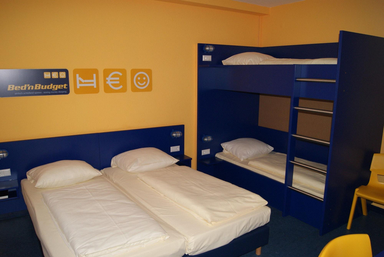 Bedroom 2, Bed’nBudget Expo-Hostel Dorms, Region Hannover