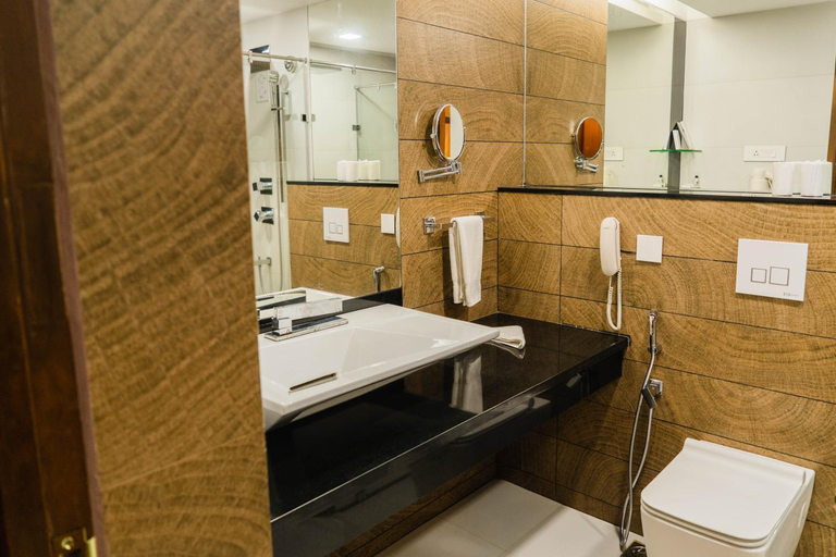 Bathroom 5, KTDC Mascot Hotel, Thiruvananthapuram