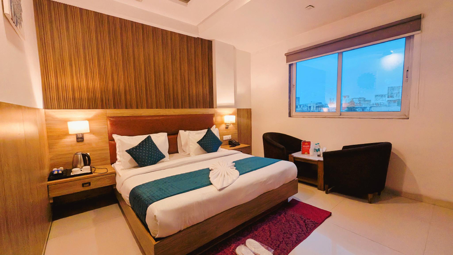 Bedroom 5, Hotel Atithi Plaza, Delhi