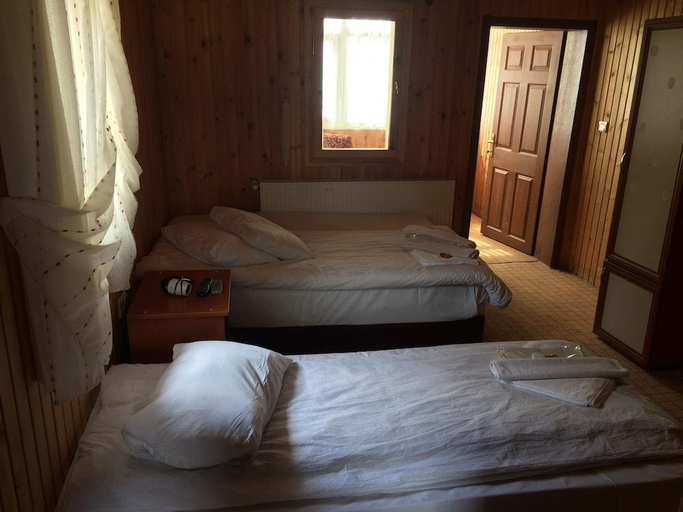 Bedroom 2, Zigana Gumuskayak Yaylakent Hotel, Maçka