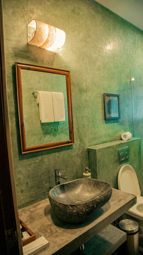 Bathroom 3, Fireflies Kabini, Mysore