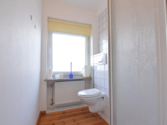 Bathroom 3, Holiday Home in Ardennes with Scenic Garden, Liège