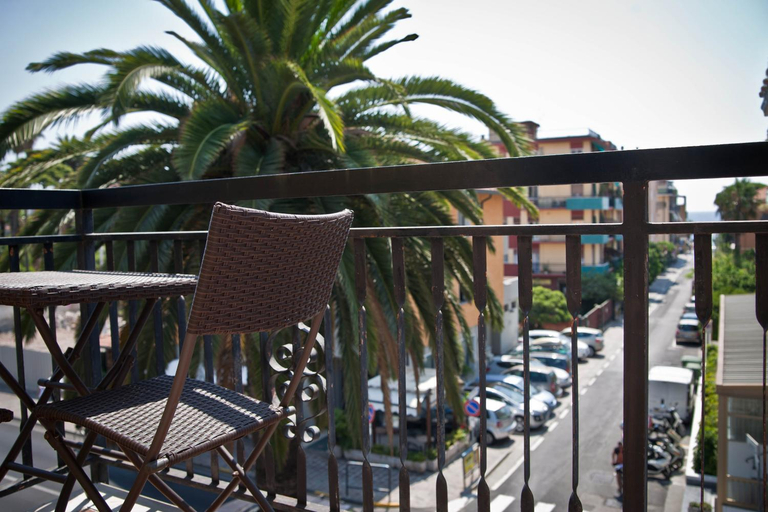 Others 3, Appartamenti Linda, Imperia