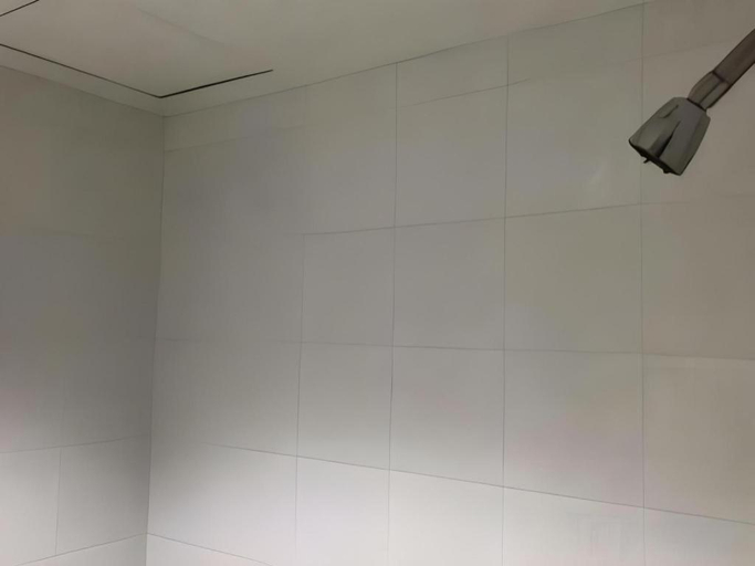 Bathroom 4, My Hotel Davao, Davao City