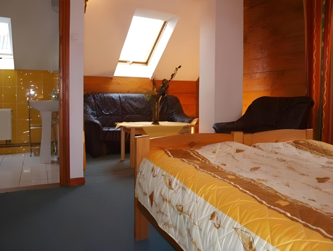 Bedroom, Dworek Gawra, Hajnówka