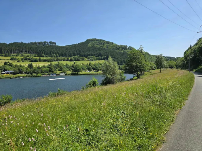 Others 4, Wohnung mit Balkon und Garage, Hochsauerlandkreis