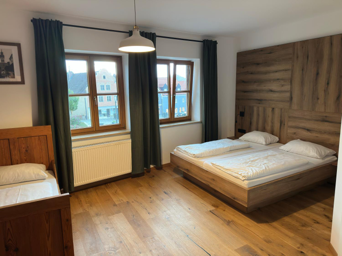 Bedroom 3, Gasthof Zur Post, Pfaffenhofen an der Ilm
