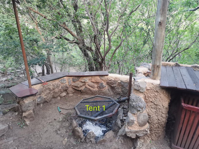 Others 5, Rustic Unique - Bush Glamping Retreat, West Rand