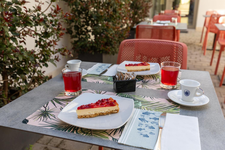 Food & Drinks 5, 11 Catalani Rooms, Lecce