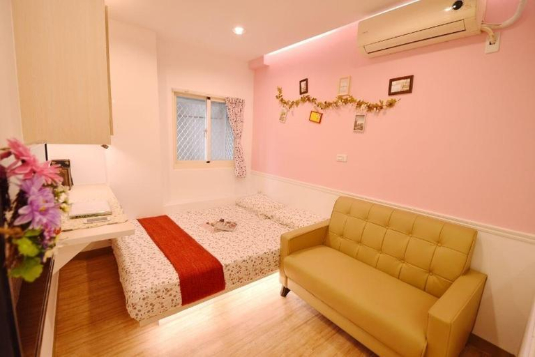 Bedroom 2, Feng Chia Stay9, Taichung