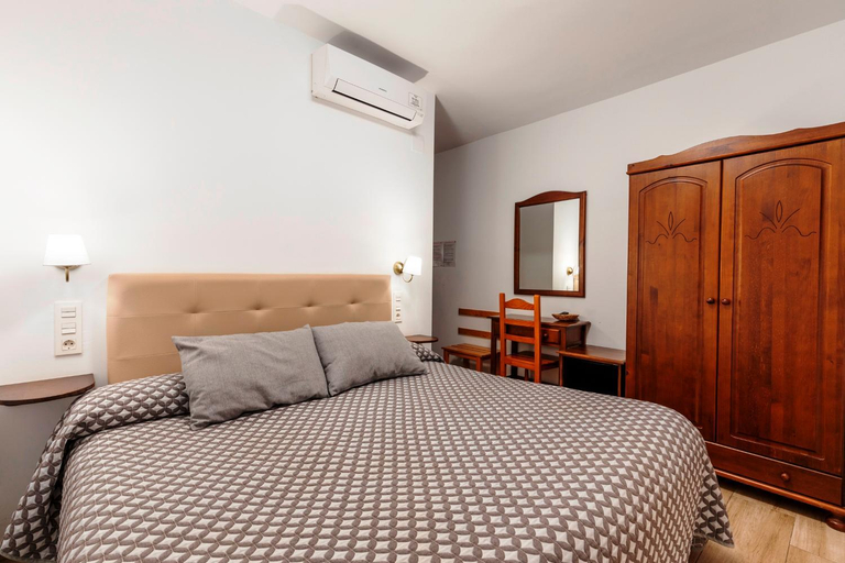 Bedroom 3, Hostal y Apartamento Rural Los Naranjos, Granada