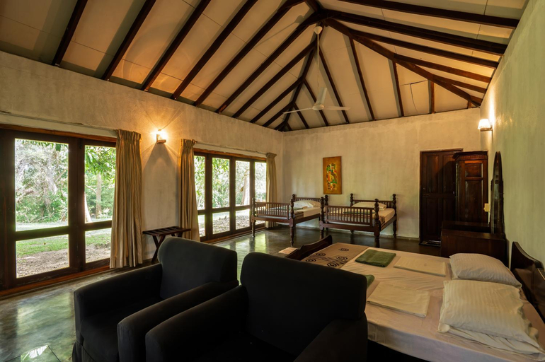 Bedroom 2, Wild Escape, Buttala