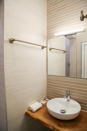 Bathroom 3, Corner House, Lovech
