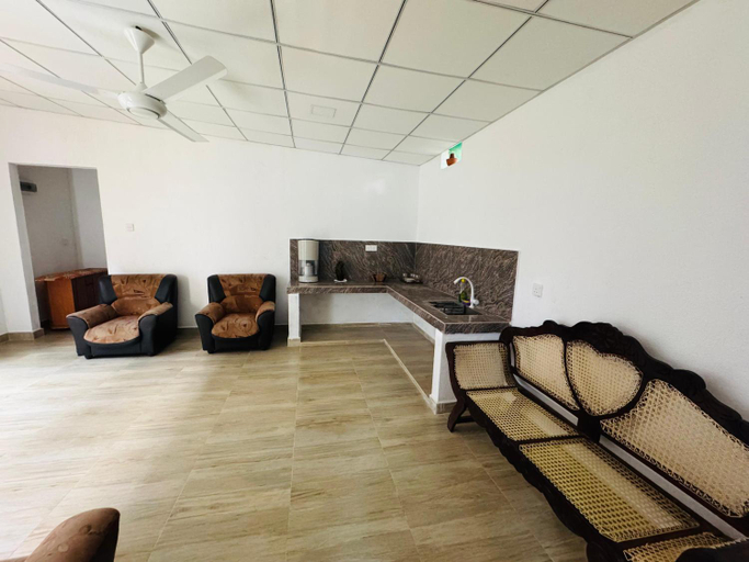 Others 3, New Pearl Guest Inn, Badulla