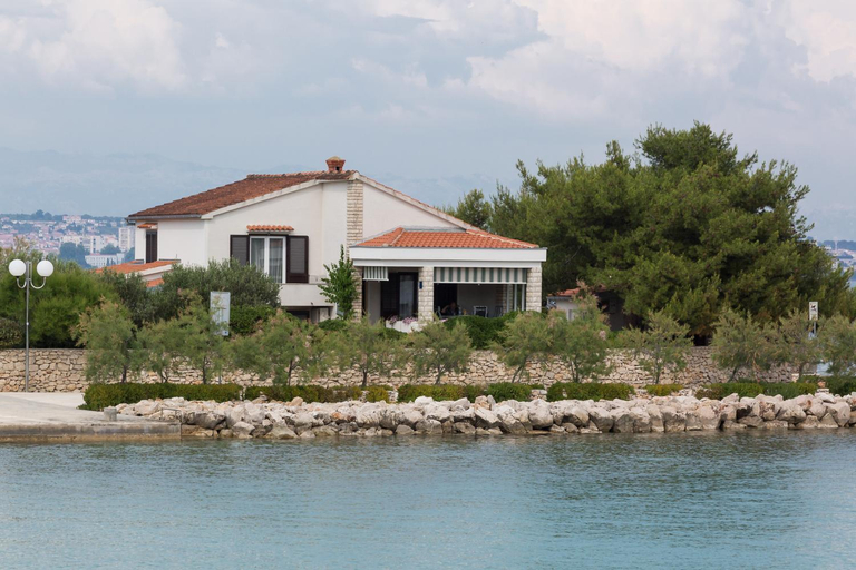 Others 5, Beach apartment M & B, Preko