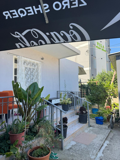 Others 2, Rooms for rent habipi, Vlorës