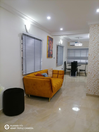 Others 3, Cozy Suites, Eti-Osa