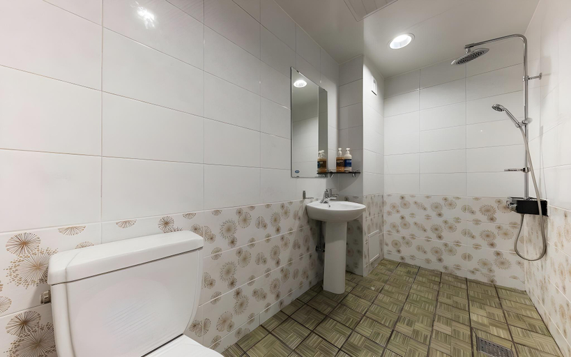 Bathroom 5, Buyeo Prince, Buyeo