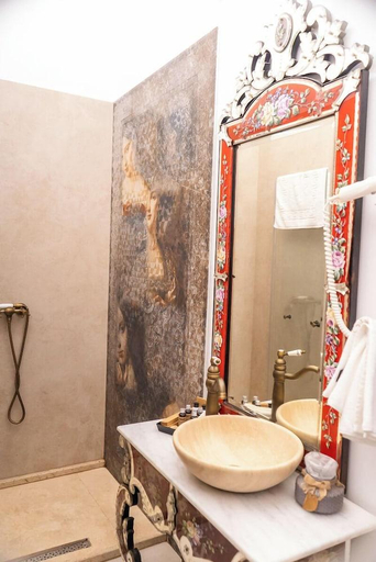 Bathroom 4, Conacul Coroanei Luxury Boutique, Municipiul Bucuresti