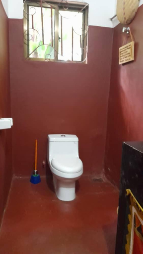 Bathroom, Karibu Burudika B&B, Moshi Urban