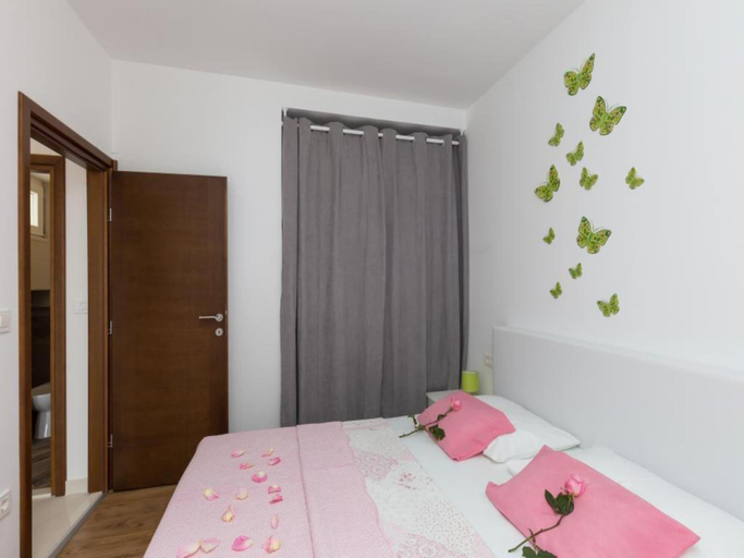 Bedroom 2, Apartment Manuela - One-Bedroom Apartment with Balcony and Sea View, Konavle
