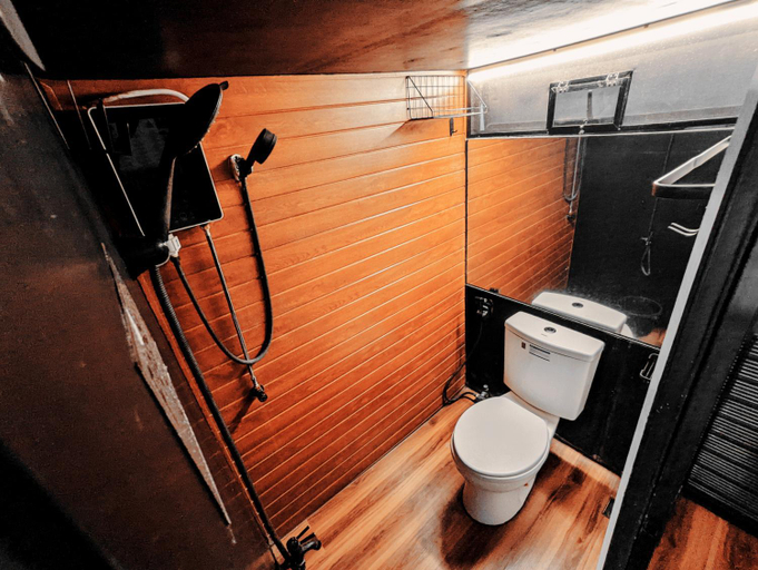Bathroom, REST-T-HOUSE, Cavinti
