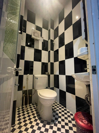 Bathroom 2, Winter Spring Hotel Ninh Kieu Quay, Ninh Kiều
