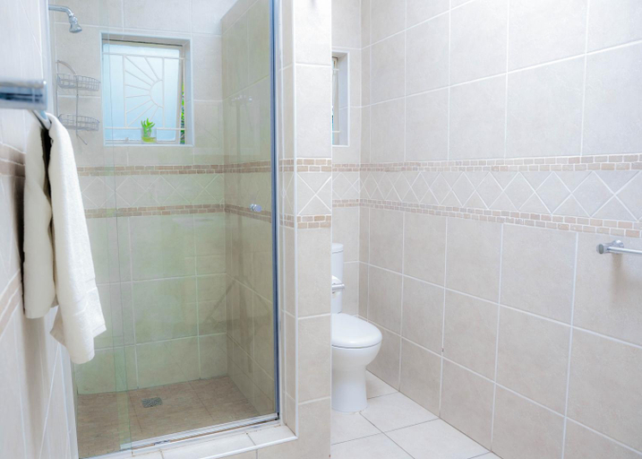 Others 5, SAR GUESTHOUSE, Ekurhuleni