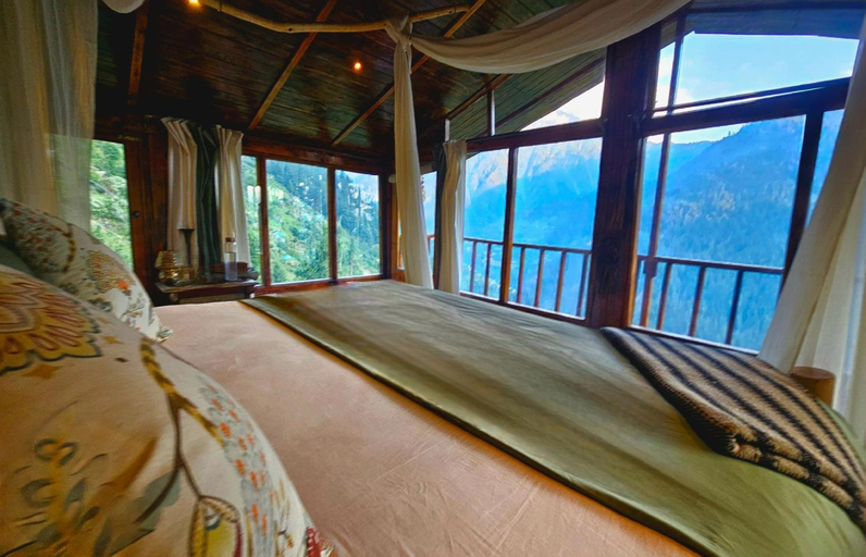 Bedroom 2, Parvatis Lap Villa & Hostel, Kullu