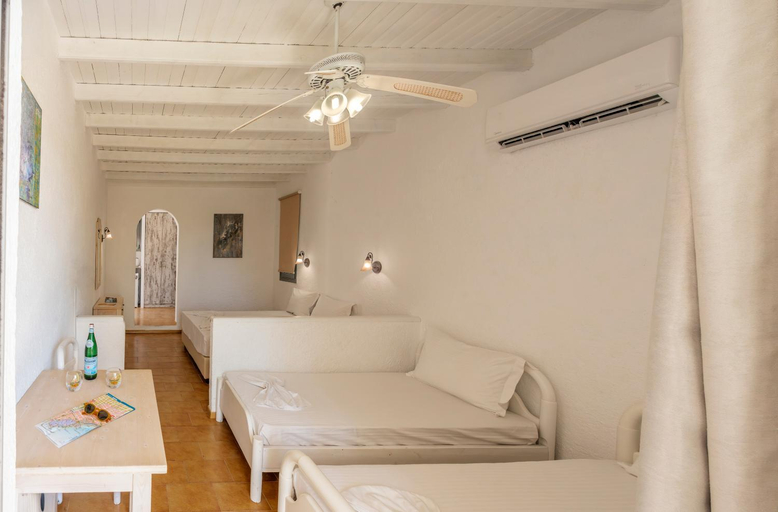 Bedroom 2, Avra Beach, Crete
