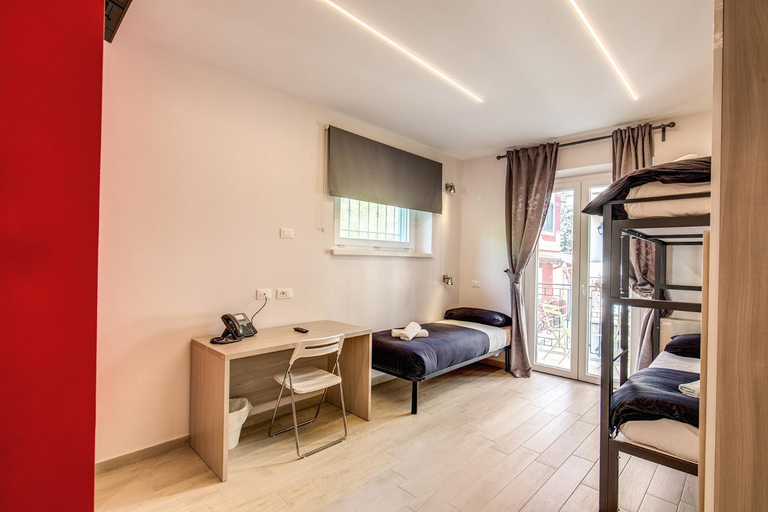 Bedroom 5, Aurelia Vatican Suites, Rome