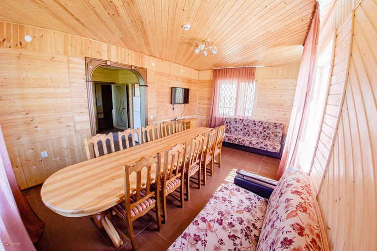 Bedroom 2, Lukomorye Baza Otdykha, Zhiryatinskiy rayon