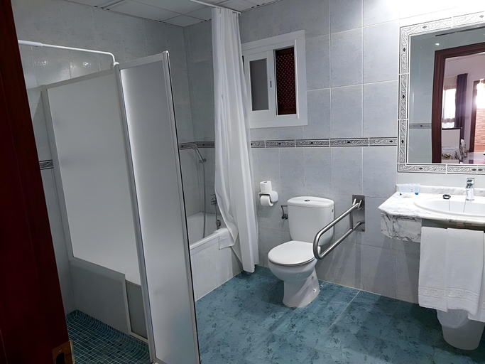 Bathroom 4, Hotel Las Rampas, Málaga
