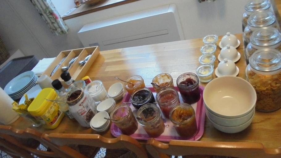 Food & Drinks 2, La Belle Maison, Gard