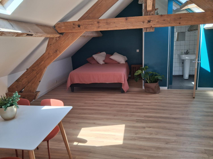 Others 4, La Casa d'Atras, Loir-et-Cher