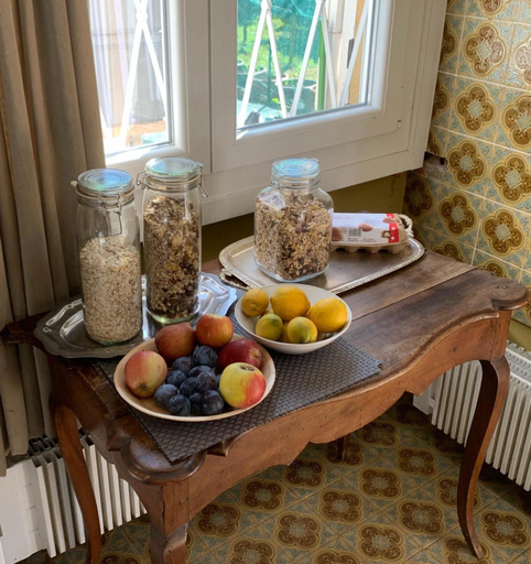 Food & Drinks, GOLDEN HILL Quiet Spacious Rooms, Garden, Shared Kitchen, Lugano