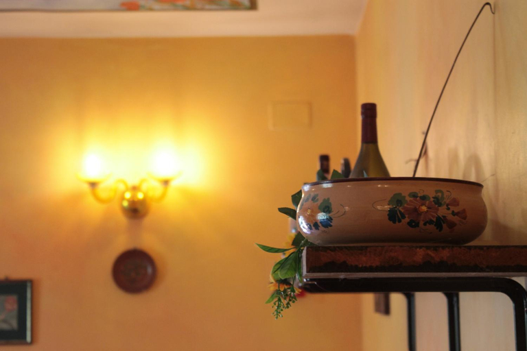 Lobby 2, Agriturismo C'era Una Volta, L'Aquila